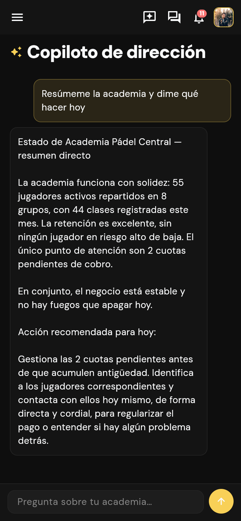Dashboll AI respondiendo con los datos de la academia